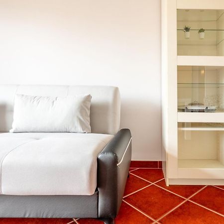 Guestready - Glowing Hideaway In Almada Camera foto