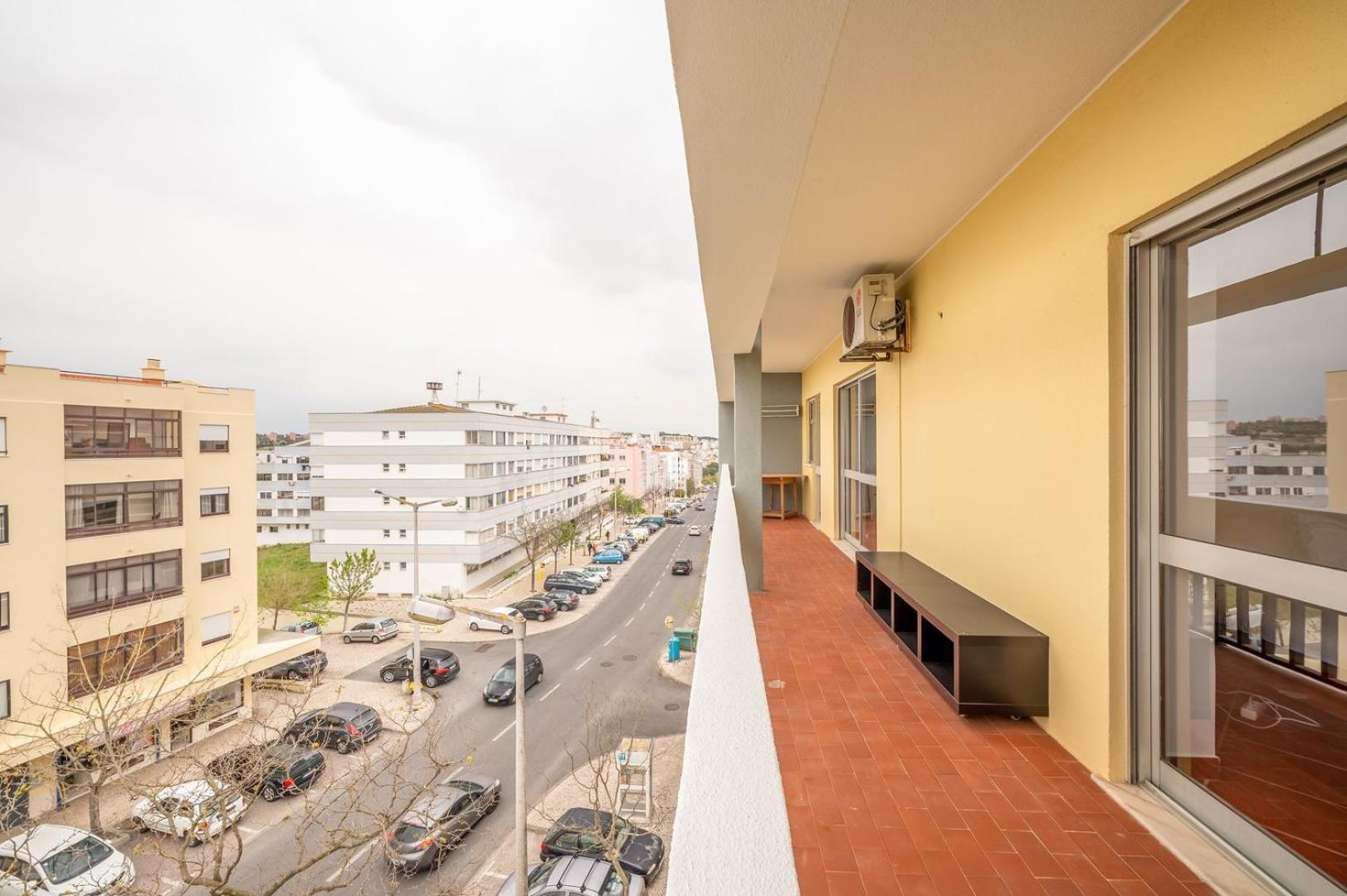 Guestready - Glowing Hideaway In Almada Camera foto